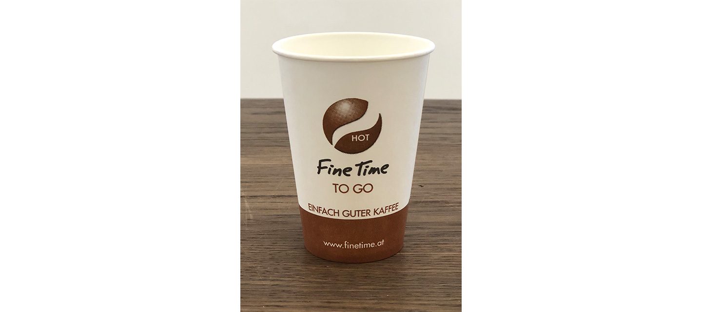 Recyclebare Kaffeebecher aus Papier in Fine Time Kaffeeautomaten