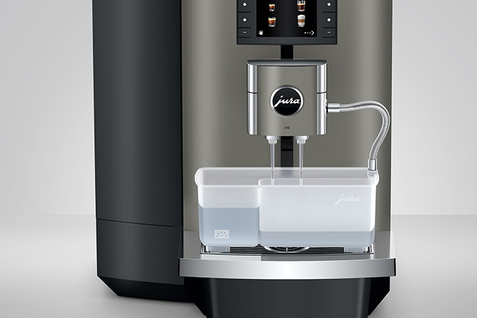Jura X10 - Der Profi für heiße und kalte Kaffeespezialitäten