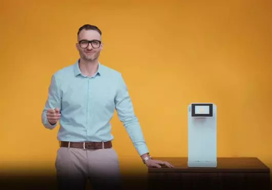 Sempre Aqua P20 Wasserspender von Fine Time für gekühltes stilles und prickelndes Wasser